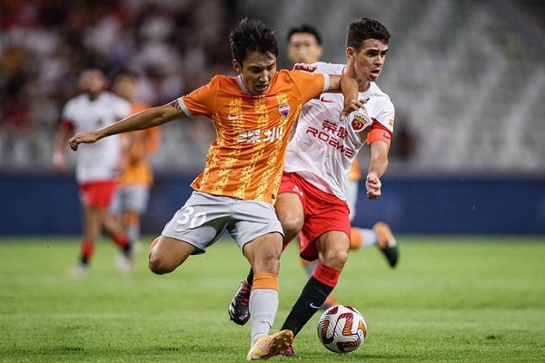 國內足球俱樂部存在運營虧損的原因有哪些？