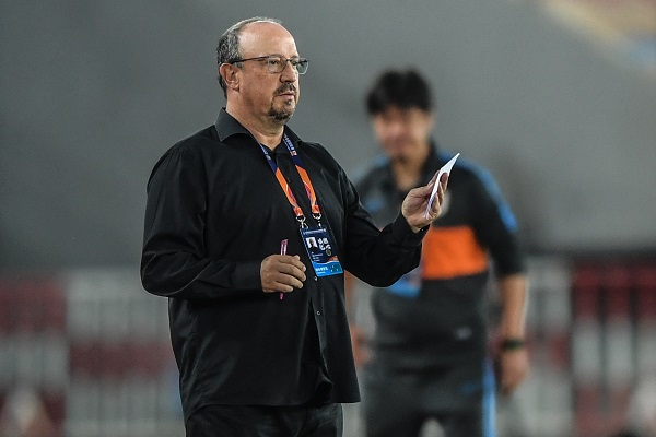 為什么足球聯(lián)賽中一些球隊經(jīng)常更換教練？