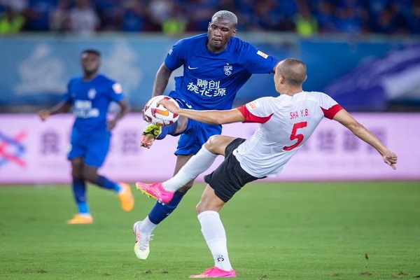 段劉愚絕殺!武漢三鎮(zhèn)1-0擊敗青島海牛